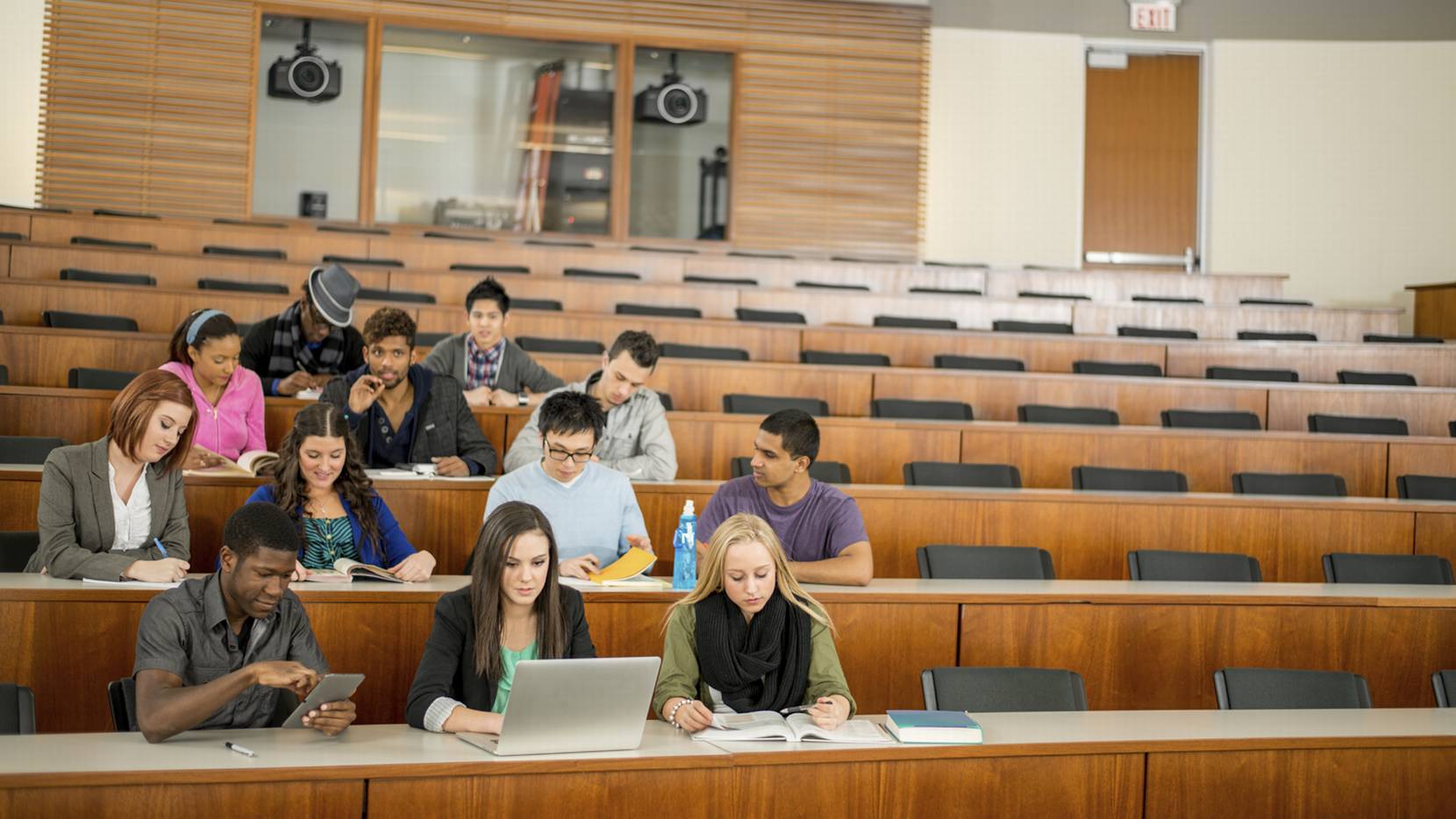 Scotland universities. Report on university. University class. Report on university. University of tampere требования для поступления.